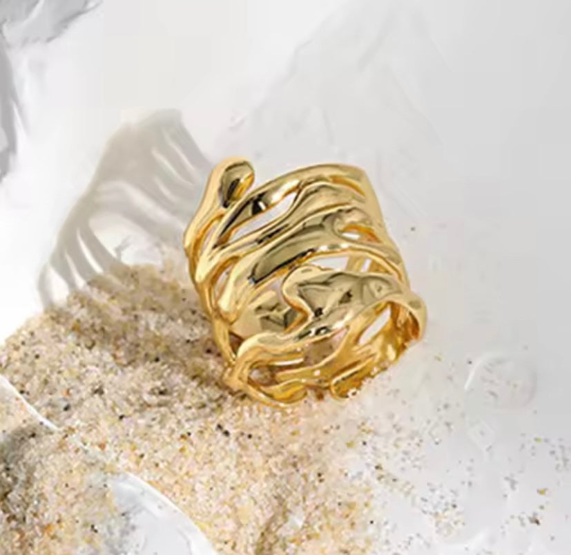 Liquid Flow Gold Statement Ring